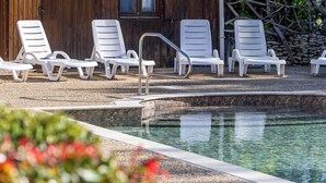 Pool - Pinson, Gîte with outdoor spa ideal for couples (Saint-Avit-Sénieur)