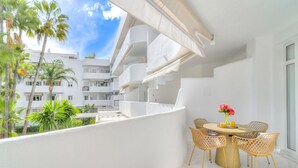 Unclassified image, 2 of 47, button - Newly Reformed Marbella Real Two Bedroom Apartment (Marbella)