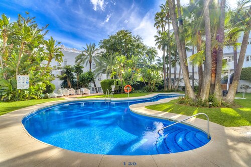 Newly Reformed Marbella Real Two Bedroom Apartment