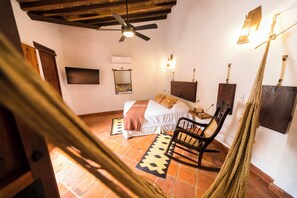 Espace de travail pour ordinateur portable, Wi-Fi gratuit