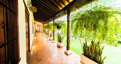 BOHEMIA HOTEL BOUTIQUE