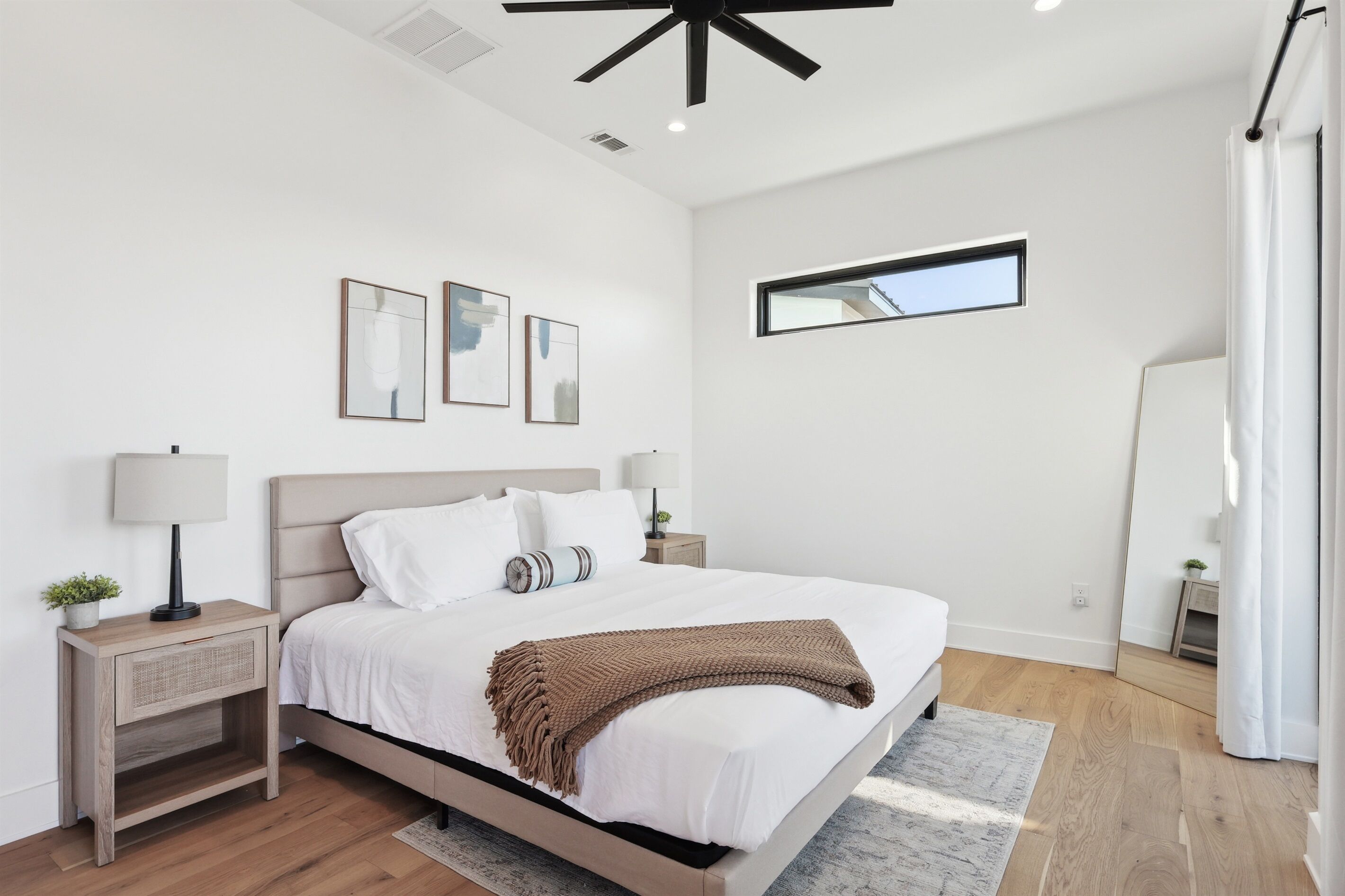 3 多间卧室、WiFi、床单