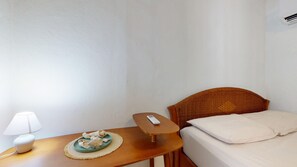 2 bedrooms, in-room safe, free WiFi, bed sheets