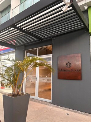 Front of property - U-GO Belmonte Armenia (Armenia)