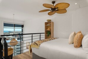 1 bedroom, in-room safe, iron/ironing board, bed sheets - Spacious Loft Apartment in De Waterkant (Cape Town)