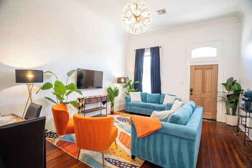 Historic Tremé 2 BR Home, Close to FQ & Frenchmen!