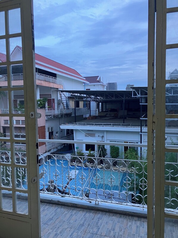 Basic Room, Balcony, City View | Terrace/patio - Cannarata (Phnom Penh)