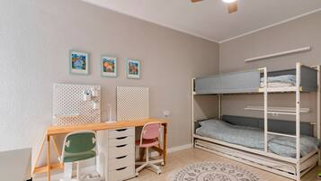 3 habitaciones, tabla de planchar con plancha y wifi gratis
