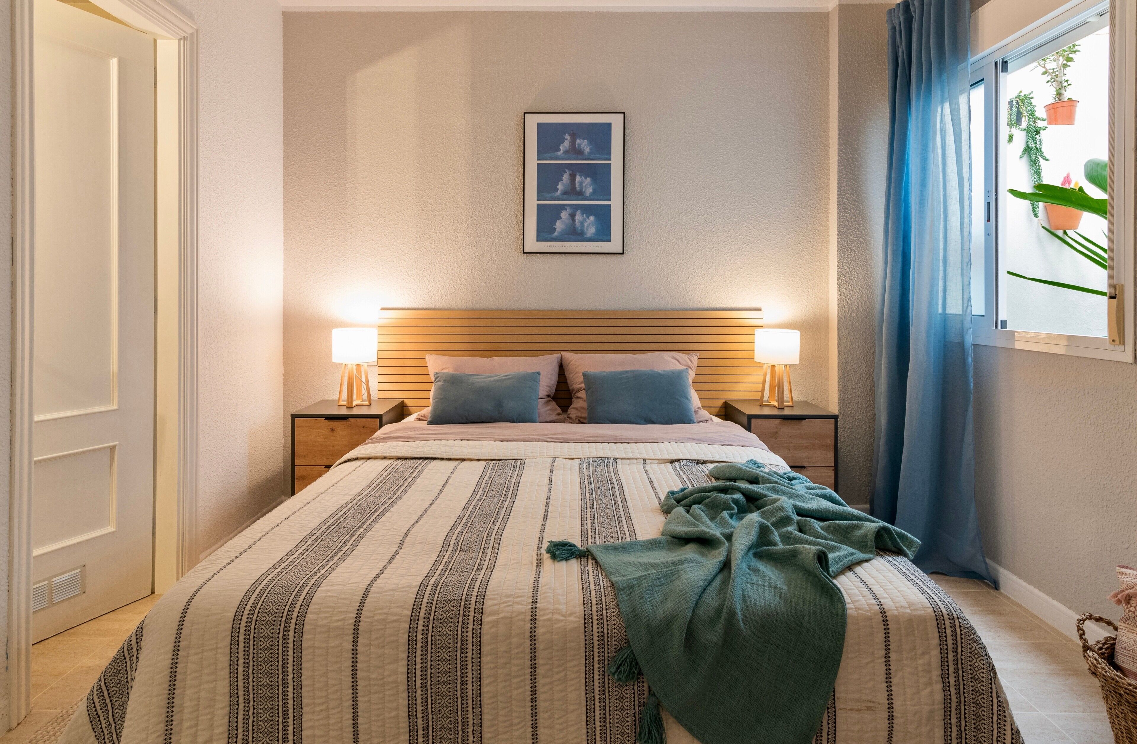 3 chambres, fer et planche à repasser, Wi-Fi gratuit, draps fournis