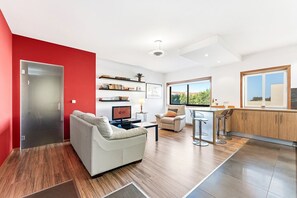 TV - GuestReady - Seaside Experience in Moledo (Moledo)