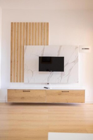 Two Bedroom Apartments with Balcony | Free WiFi - Villa Yucca (Vlorë)