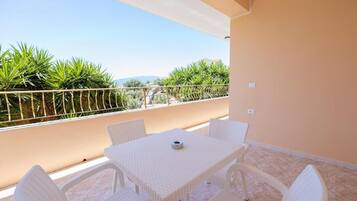 Apartment | Balkon