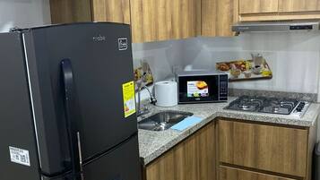 Microondas y parrilla de estufa