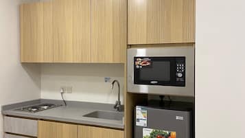 Khu vực ăn uống tại phòng