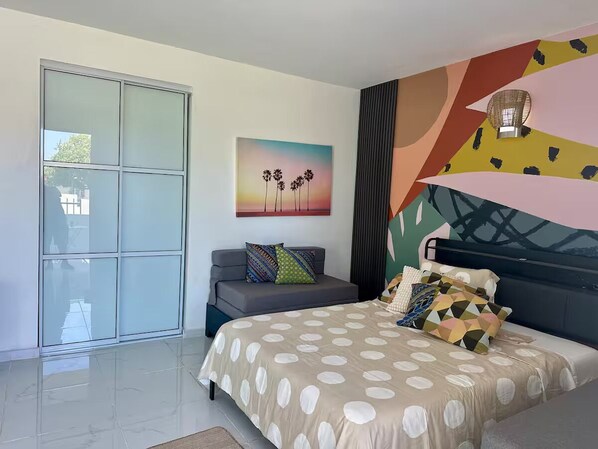 1 chambre, fer et planche à repasser, Wi-Fi, literie fournie