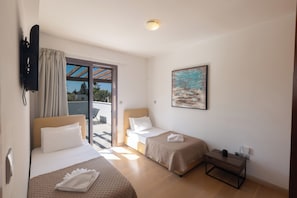 Villa, 3 Bedrooms, Private Pool, Garden View | 3 bedrooms