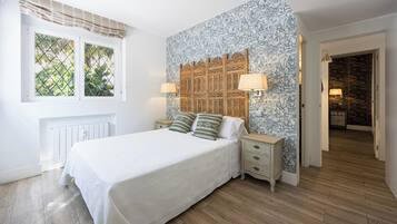 3 dormitorios, tabla de planchar con plancha, wifi y ropa de cama