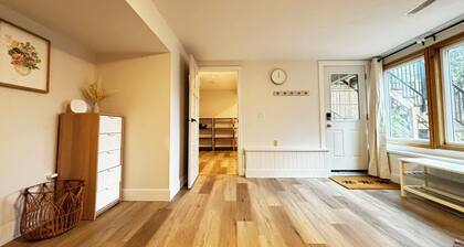 Charming Hideaway! Beautiful Yard & Private Office