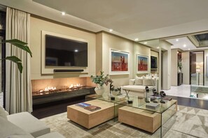 TV, fireplace, stereo, offices