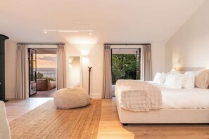 4 soverom, skrivebord, strykejern/-brett og wi-fi (inkludert)