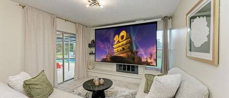 Smart TV, video games