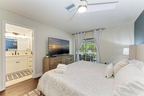 4 chambres, fer et planche à repasser, lit parapluie, Wi-Fi gratuit