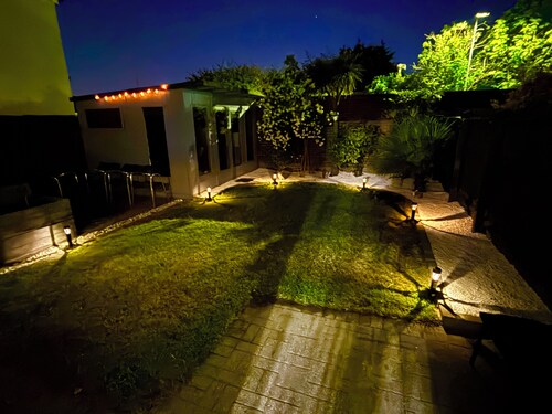 SPACIOUS 3 BED ROOM FAMILY FRIENDLY HOME CONVENIENTLY LOCATED IN IPSWICH SUFFOLK