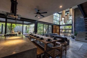 用餐