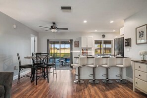 Dining - Private Pool Oasis Near IMG & AMI (Bradenton)
