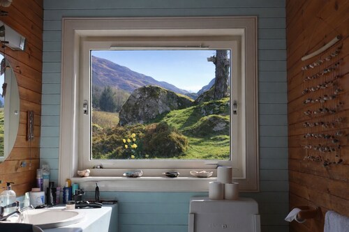 Art HoMe iN BalQuhidder GleN