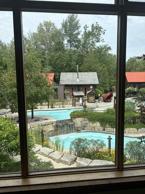 Pool - Full Cottage STEPS 2 BEACH Drive 2 Blue Mountain (Wasaga Beach)
