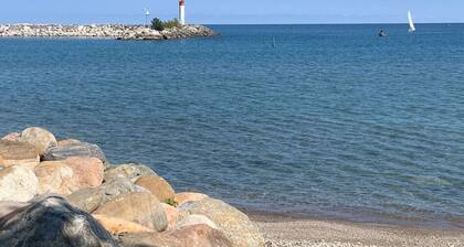 Close to Blue Mountain Sleeps 8+