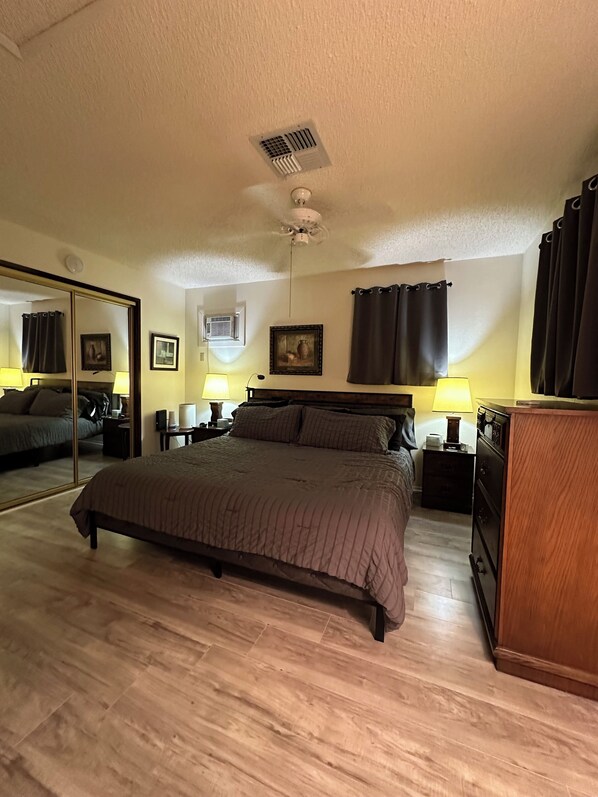 1 bedroom, iron/ironing board, WiFi, bed sheets