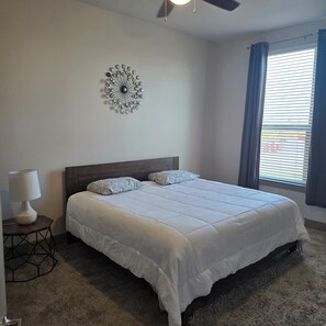 1 室のベッドルーム、アイロン / アイロン台、WiFi