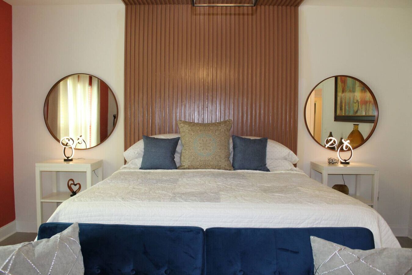 3 bedrooms, desk, iron/ironing board, WiFi