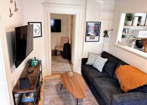 Smart TV, books
