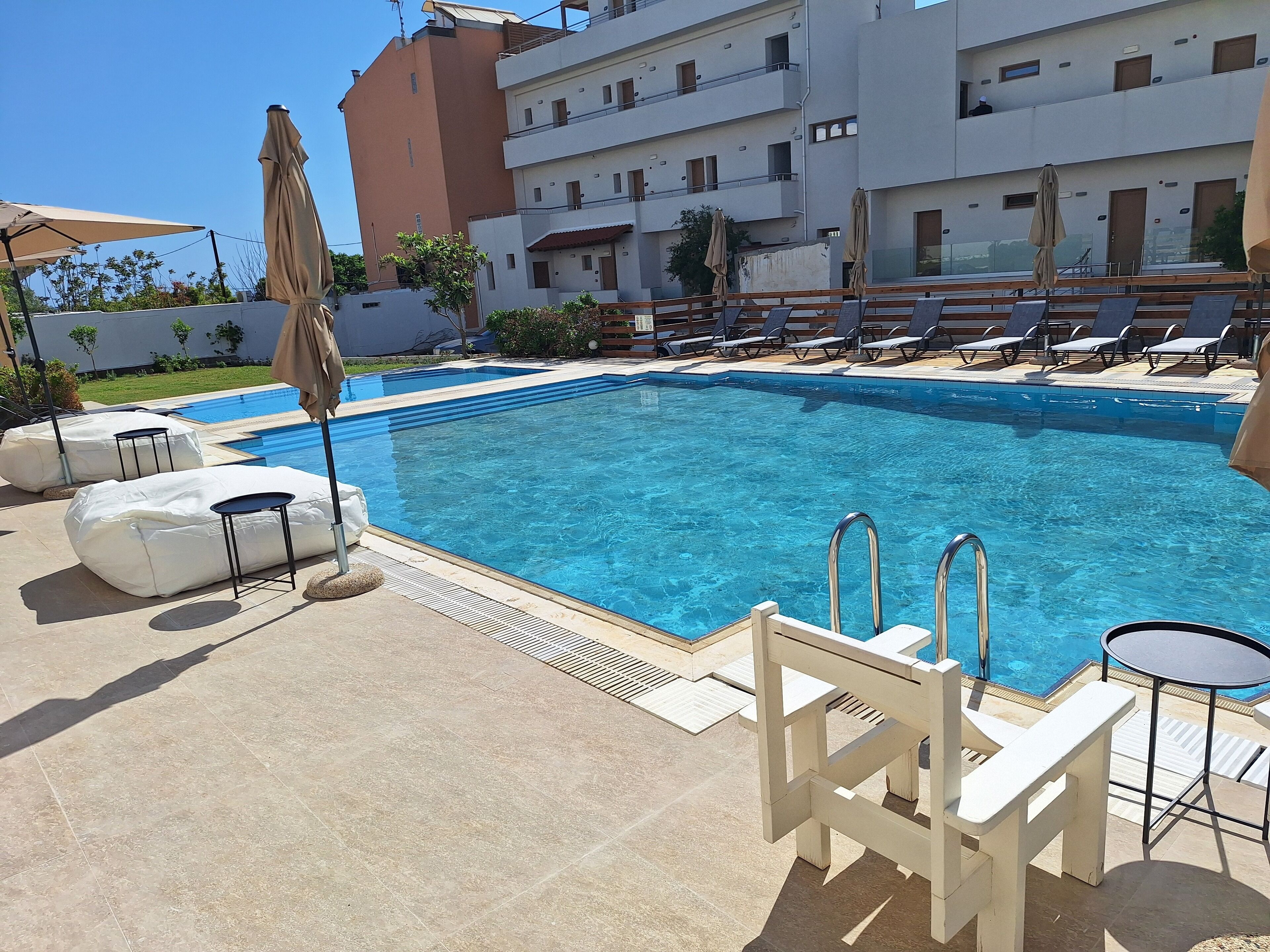 Seasonal outdoor pool