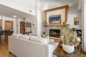 TV, fireplace - NEW! 302 - Three Bedroom Shooting Star by Deer Valley Resort (Park City)
