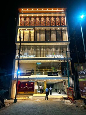 Fachada de la propiedad