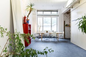 Dining - 200sqm loft on the Spree in Berlin! (Berlin)