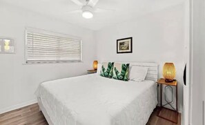 3 室のベッドルーム、WiFi、ベッドシーツ