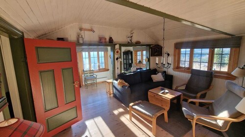 Høgbu - Cozy Cabin with a spectacular View