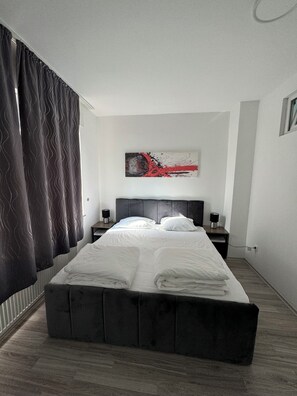 2 Schlafzimmer, Bügeleisen/Bügelbrett, kostenloses WLAN, Bettwäsche