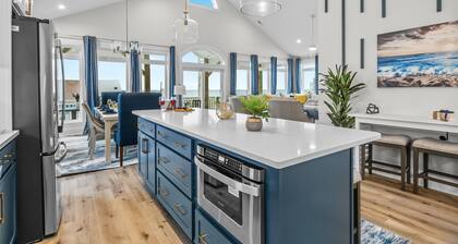 Beach House | Pool • Hot Tub • Sauna • Fire Pit • Infinity Game Table • EV Ready