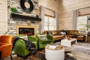 Téléviseur connecté, table de baby-foot