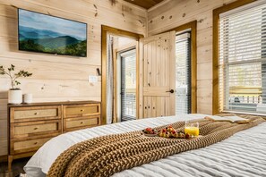 2 chambres, fer et planche à repasser, lit parapluie, Wi-Fi gratuit