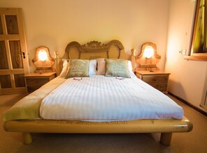 3 bedrooms, iron/ironing board, Internet, bed sheets