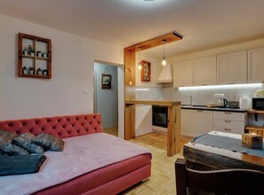 2 chambres, accès à Internet, literie fournie