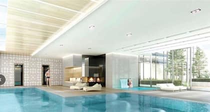 Luxury Condo Yorkville Pool gym