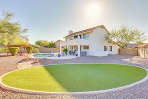 Exterior - Hike & Golf! Cave Creek Retreat w/ Backyard Oasis (Cave Creek)